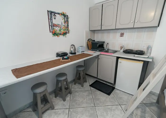 Angela & Thalia شقة فندقية