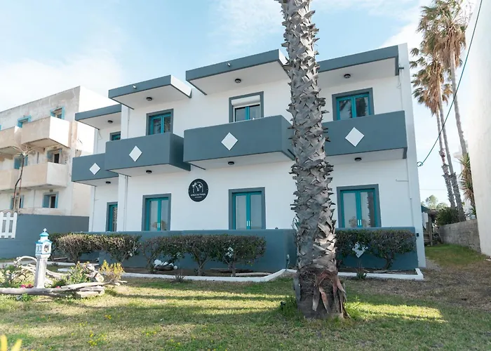 Angela & Thalia شقة فندقية 3*